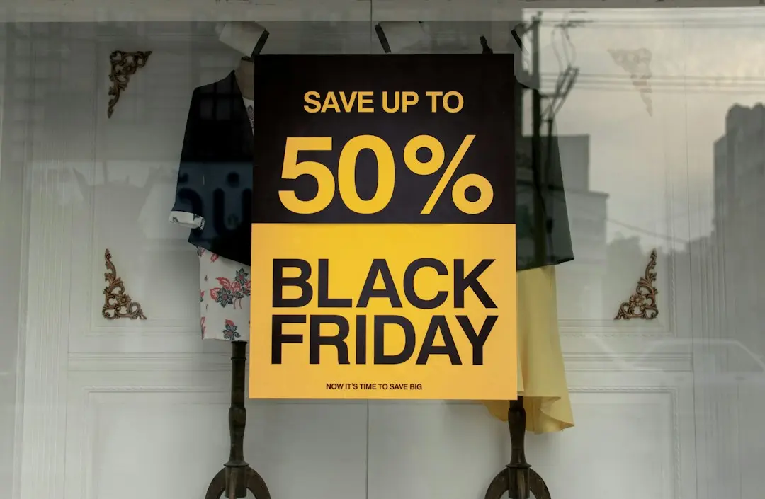 Black Friday începe pe 30 octombrie la telefoane recondiționate
