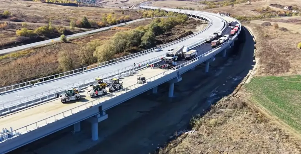 DN1F blocat parțial la Topa Mică: trafic în regim alternativ din cauza lucrărilor la viaduct