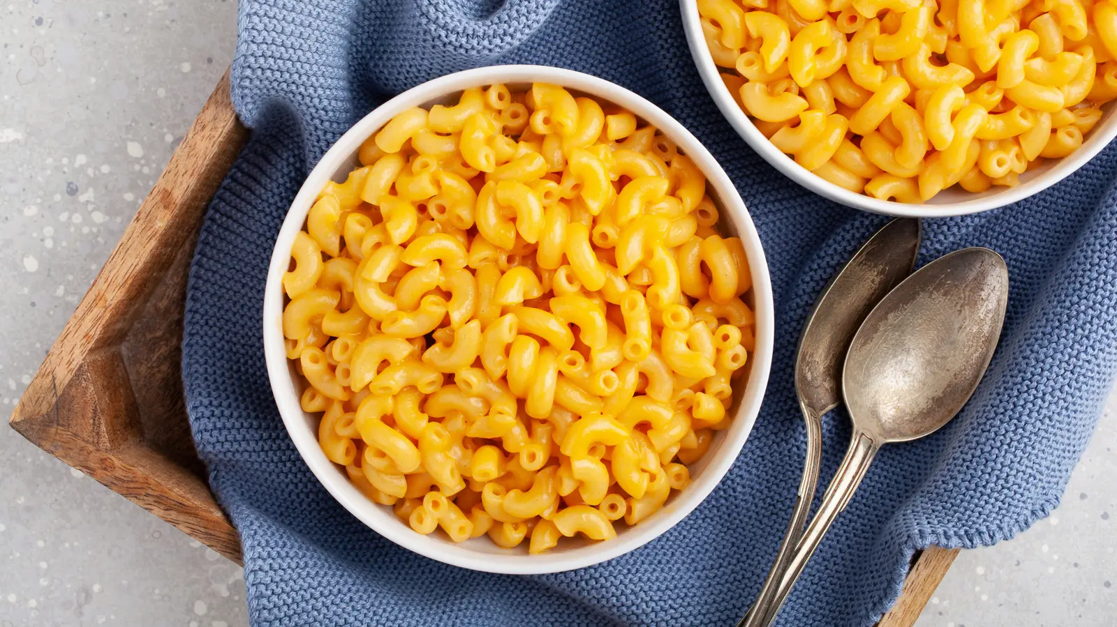 Cum transformi mac and cheese într-o supă caldă și reconfortantă