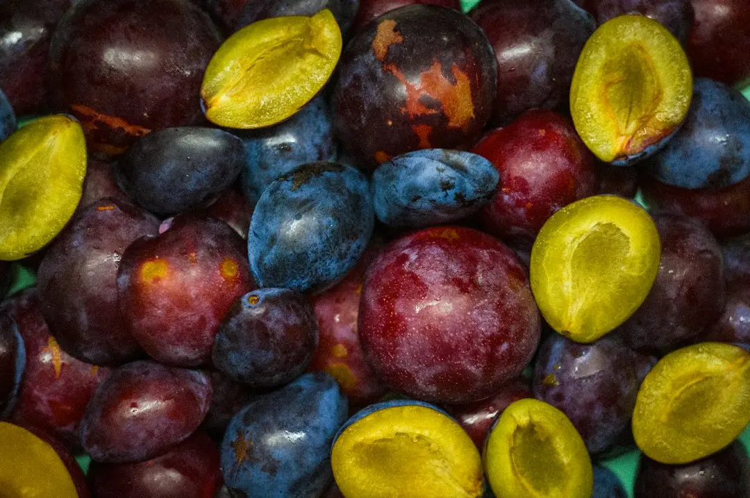 Prajitura germană cu prune fragedă din un kilogram de fructe